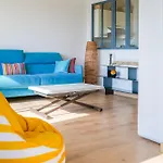 Magnifique Terrasse - Quartier Presidents - 4 Personnes * 莱萨布勒-多洛讷